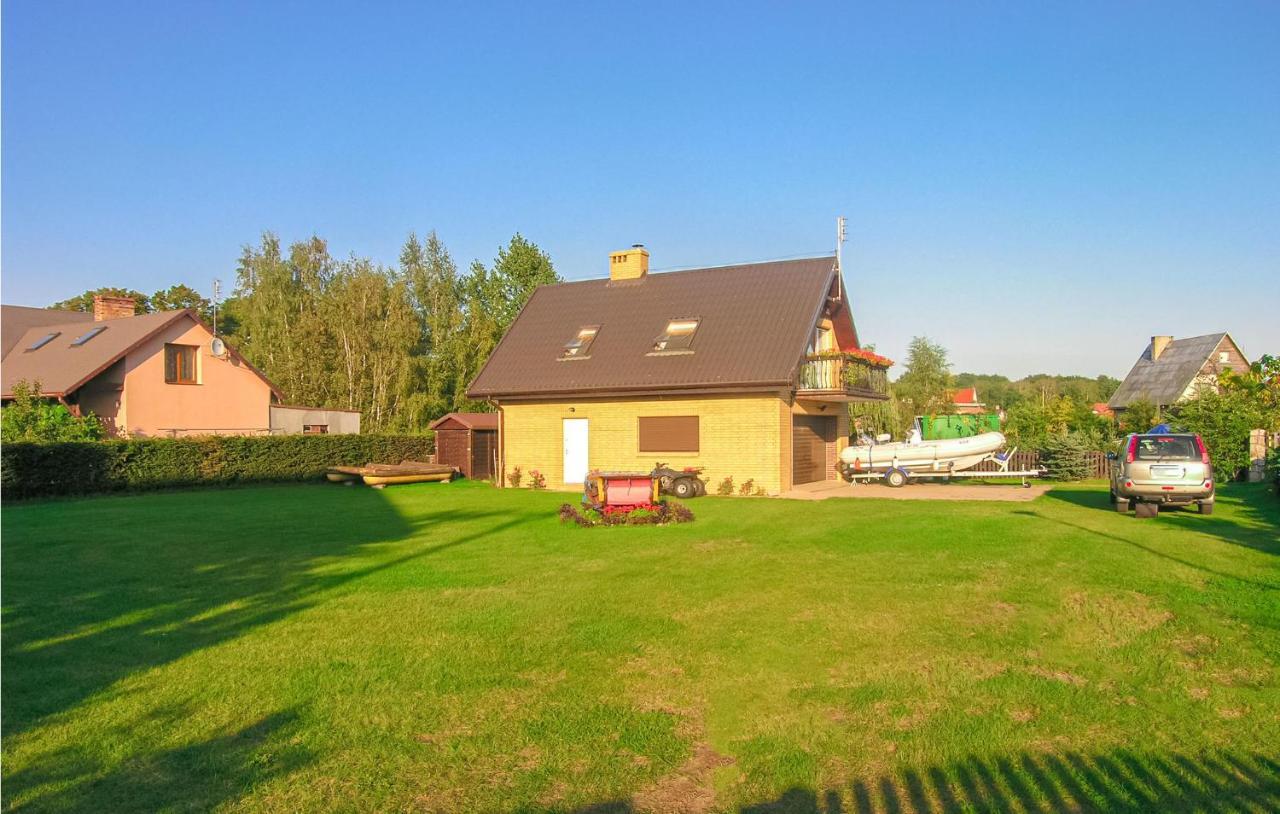 Cozy Apartment In Nowe Warpno With Wifi Exterior photo